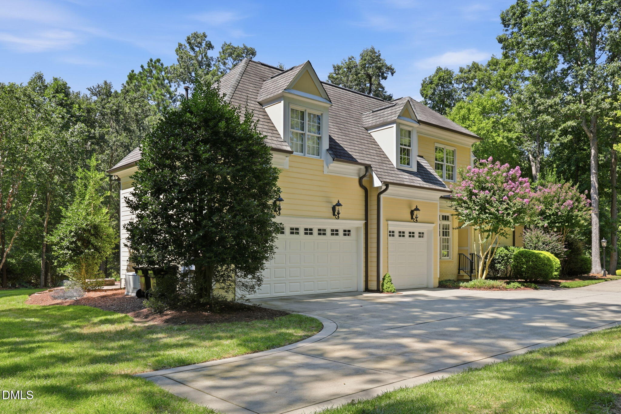 6102 Treyburn Point Drive