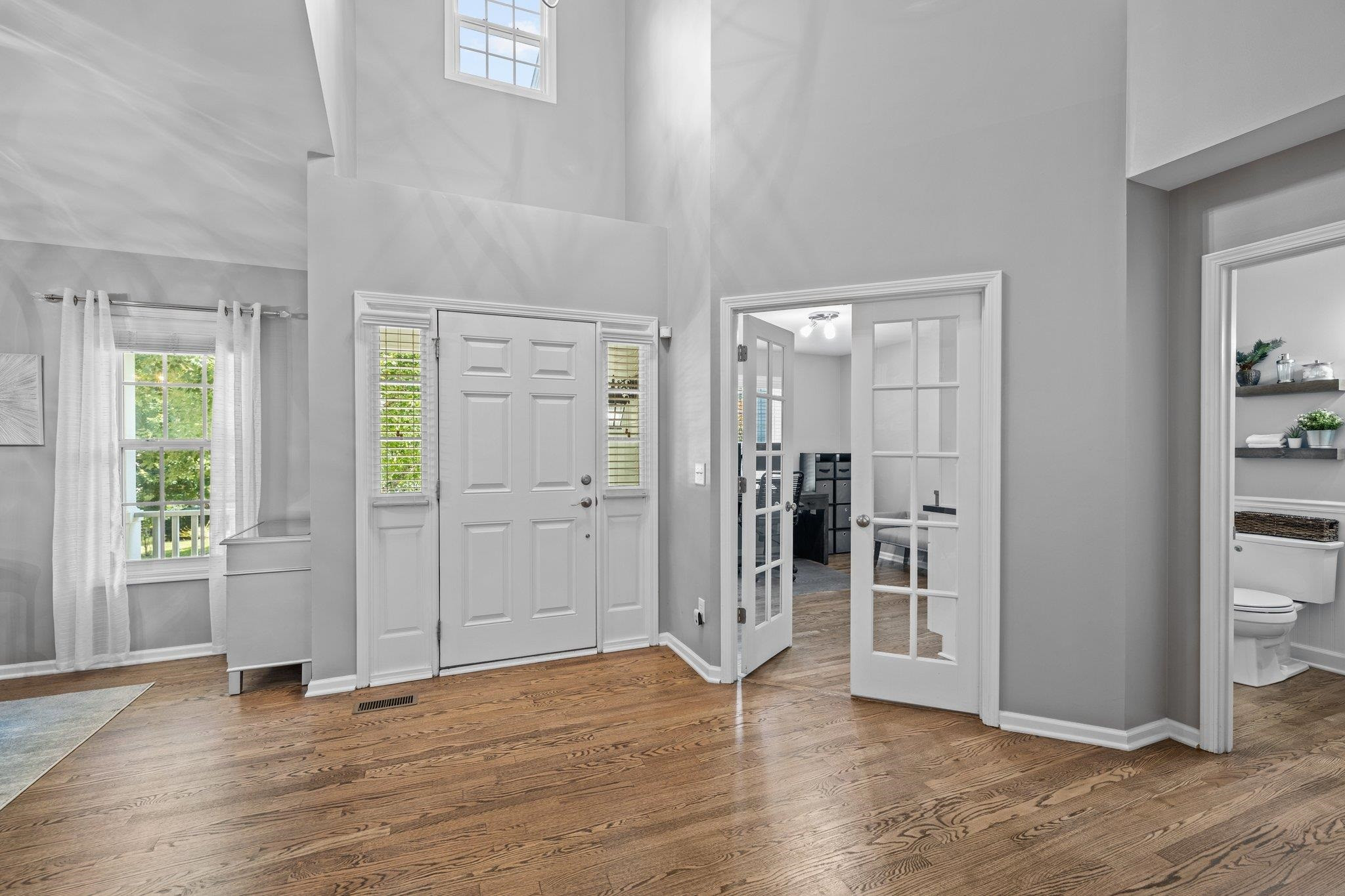 1119 Freshman Drive