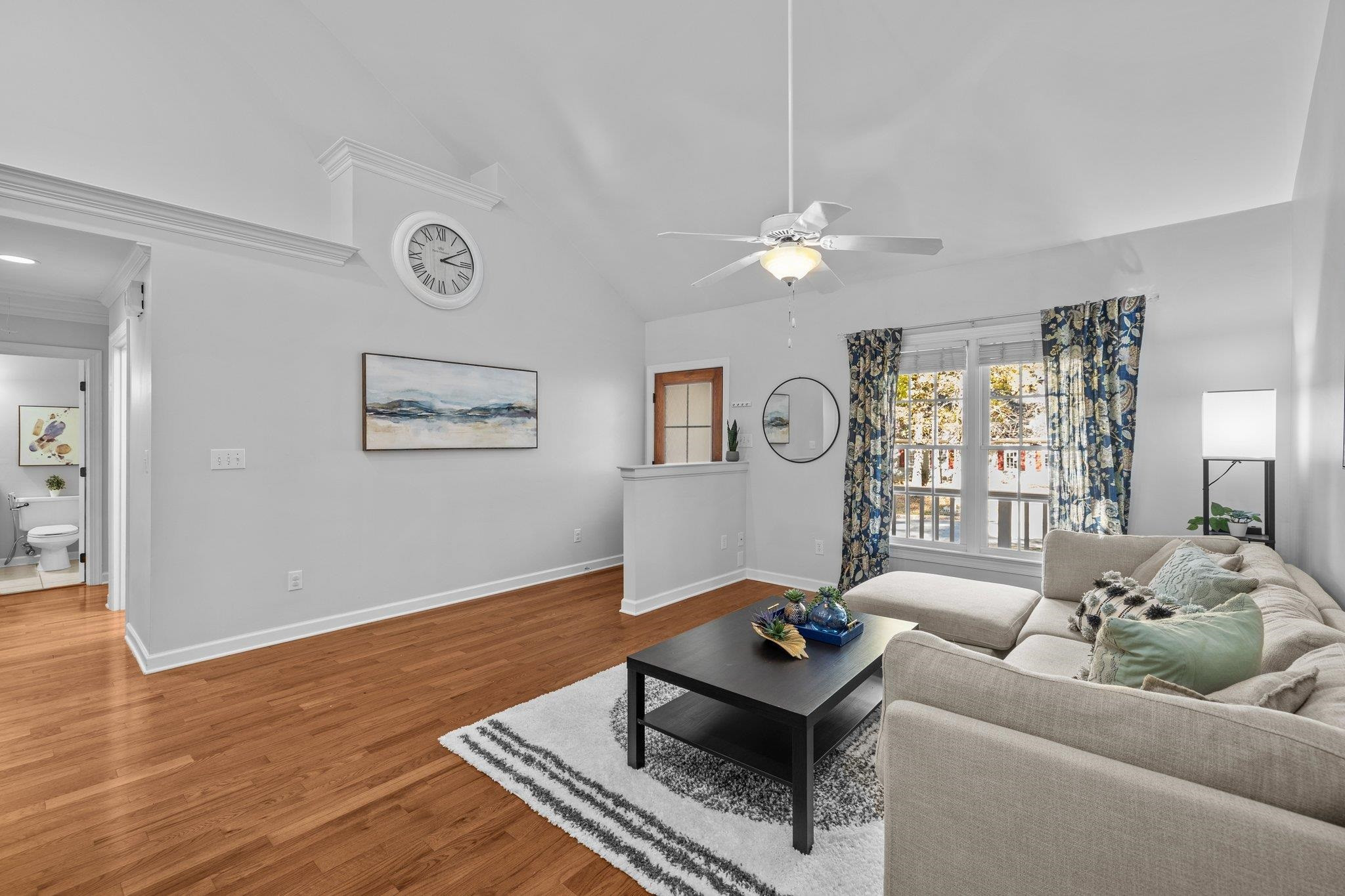 1819 Kelly Glen Drive