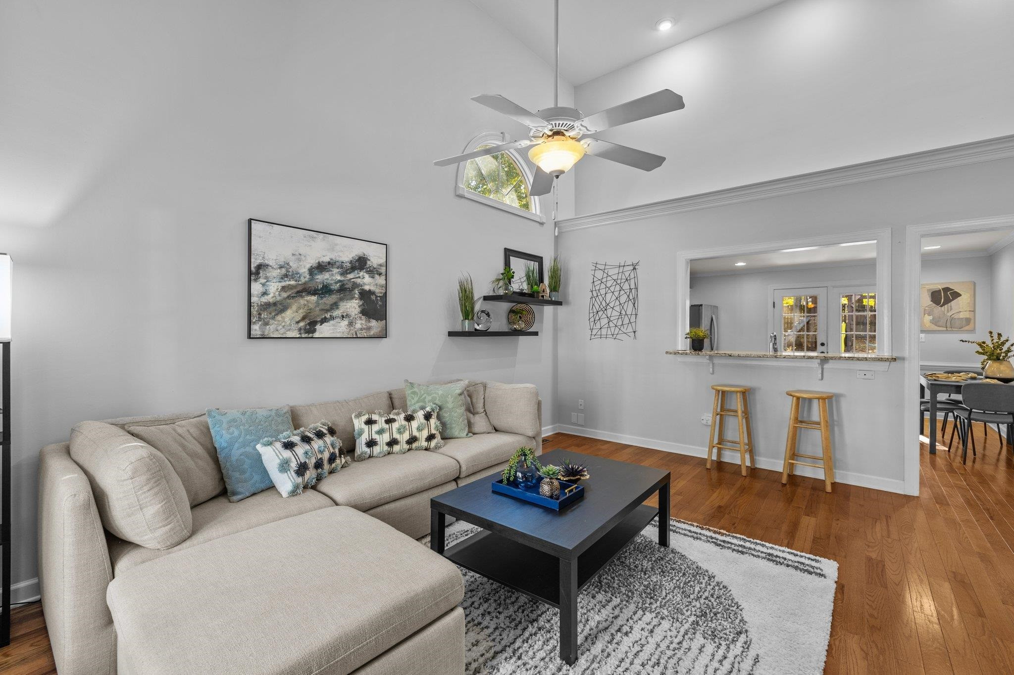 1819 Kelly Glen Drive