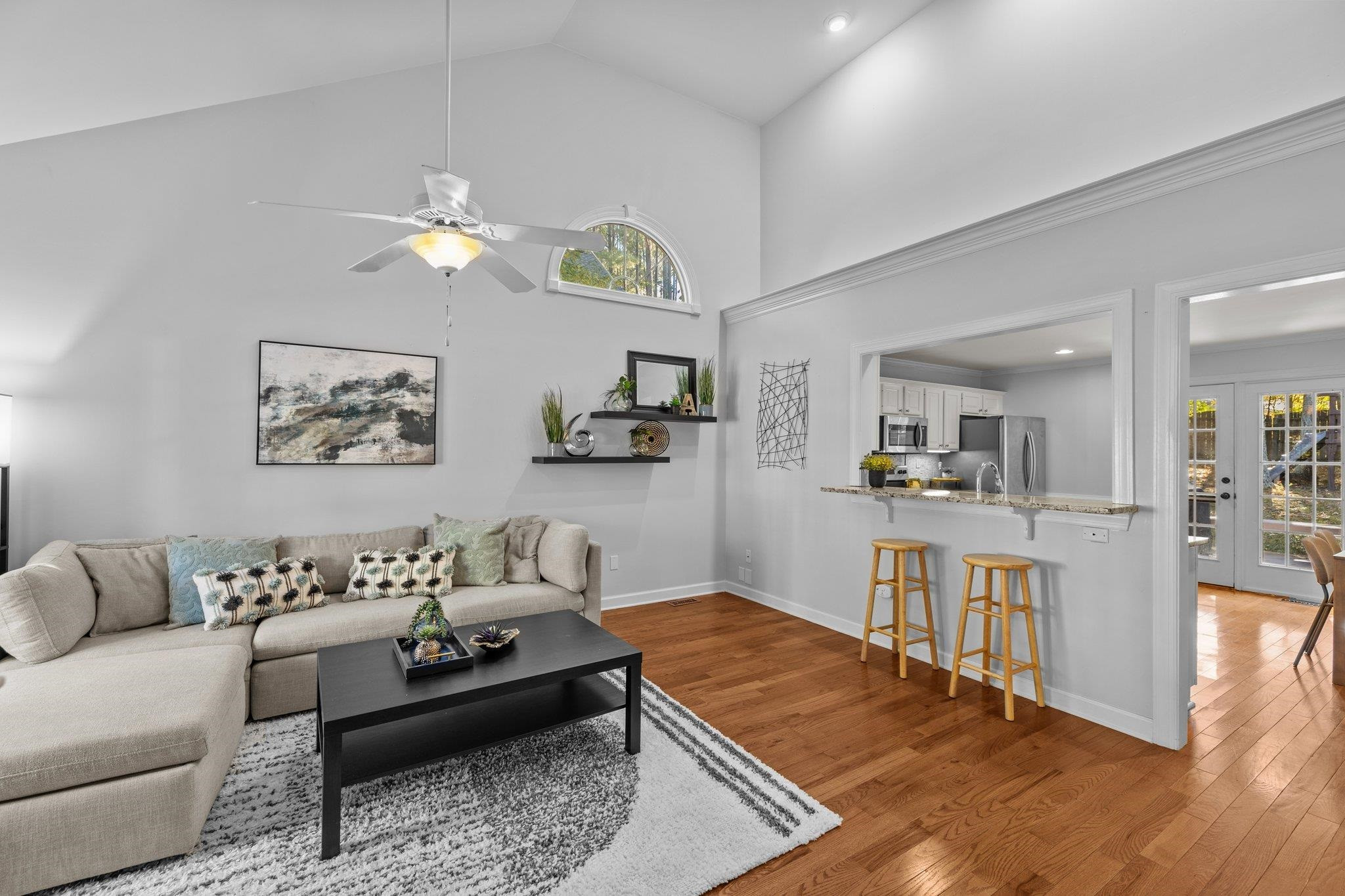 1819 Kelly Glen Drive