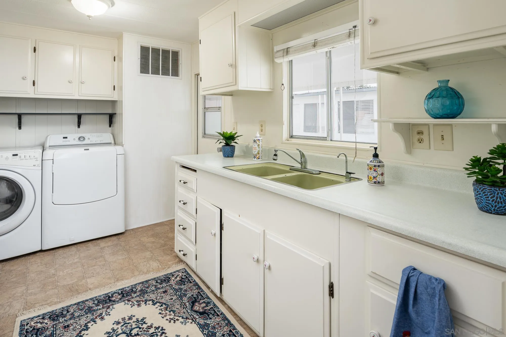 221 N El Camino Real Unit 60