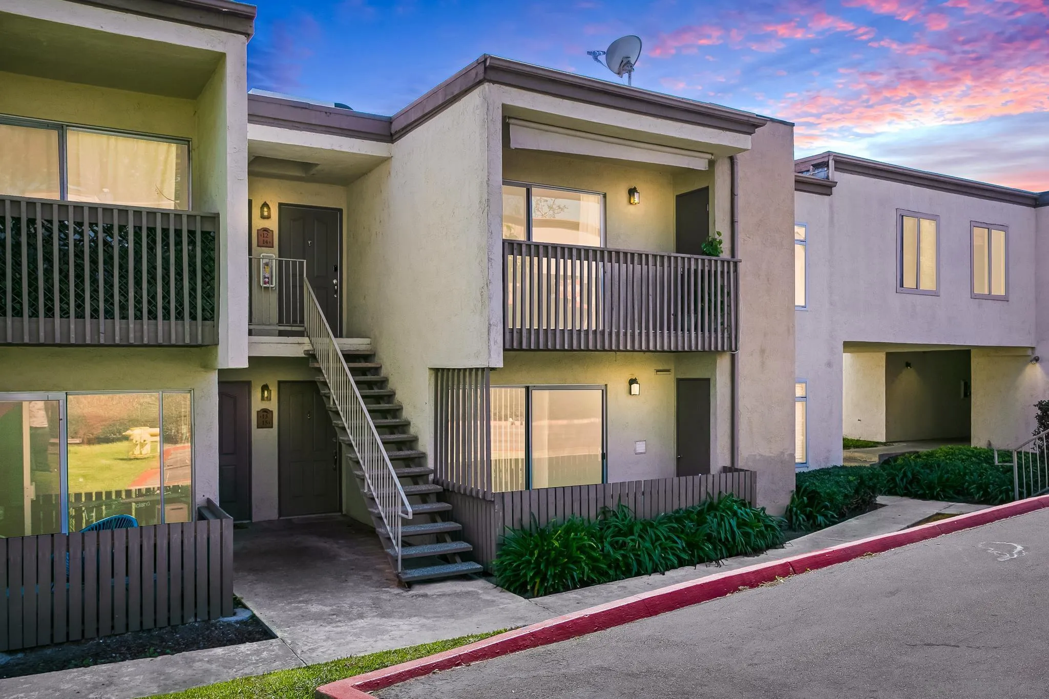 432 Edgehill Ln Unit 14