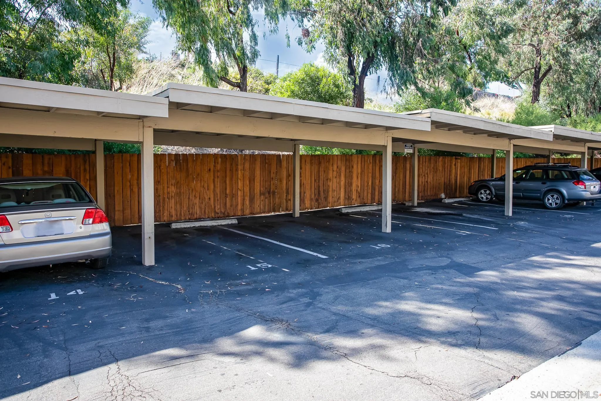 432 Edgehill Ln Unit 14