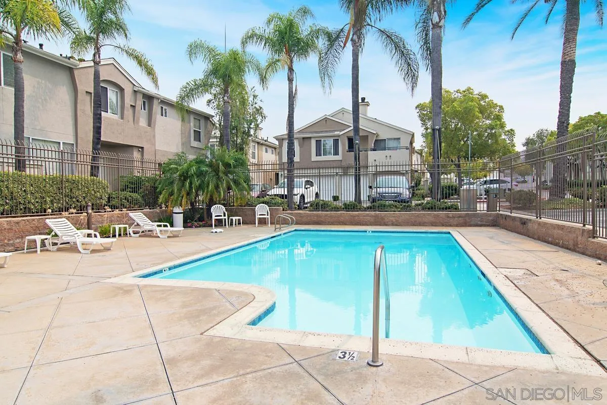 11849 Spruce Run Dr Unit B