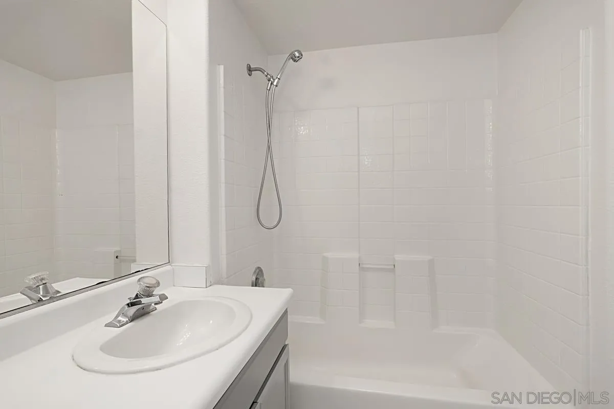 11849 Spruce Run Dr Unit B