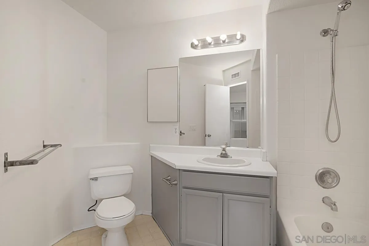 11849 Spruce Run Dr Unit B