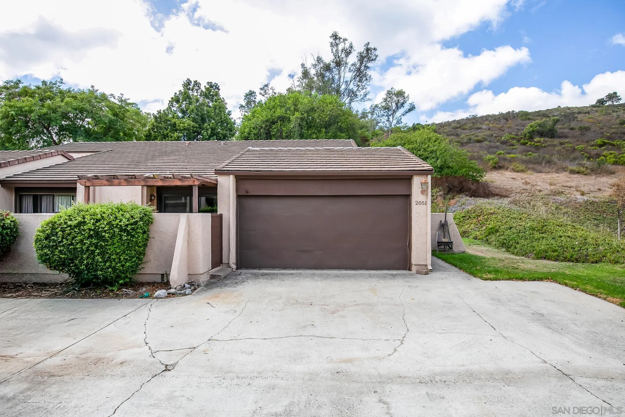 2051 Golden Circle Dr