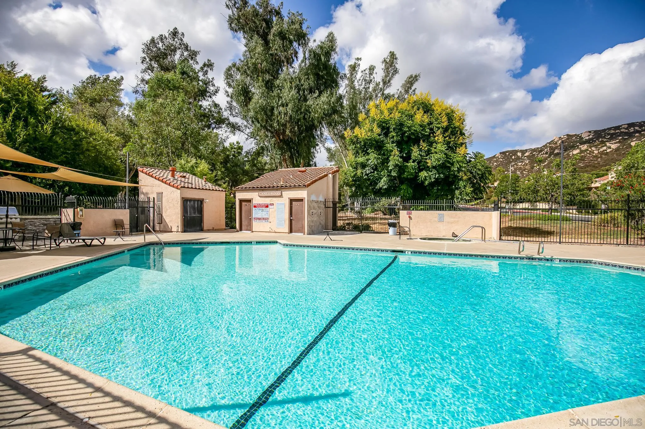 2051 Golden Circle Dr