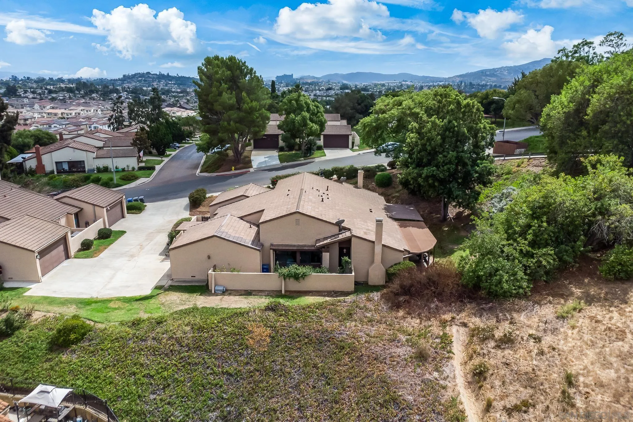 2051 Golden Circle Dr