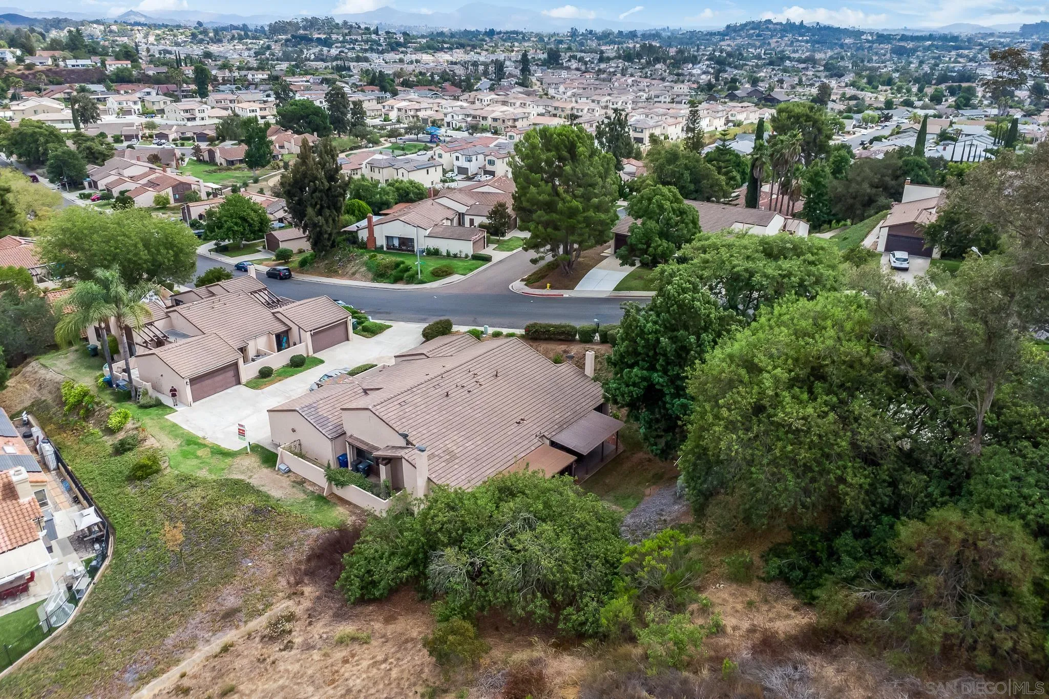 2051 Golden Circle Dr