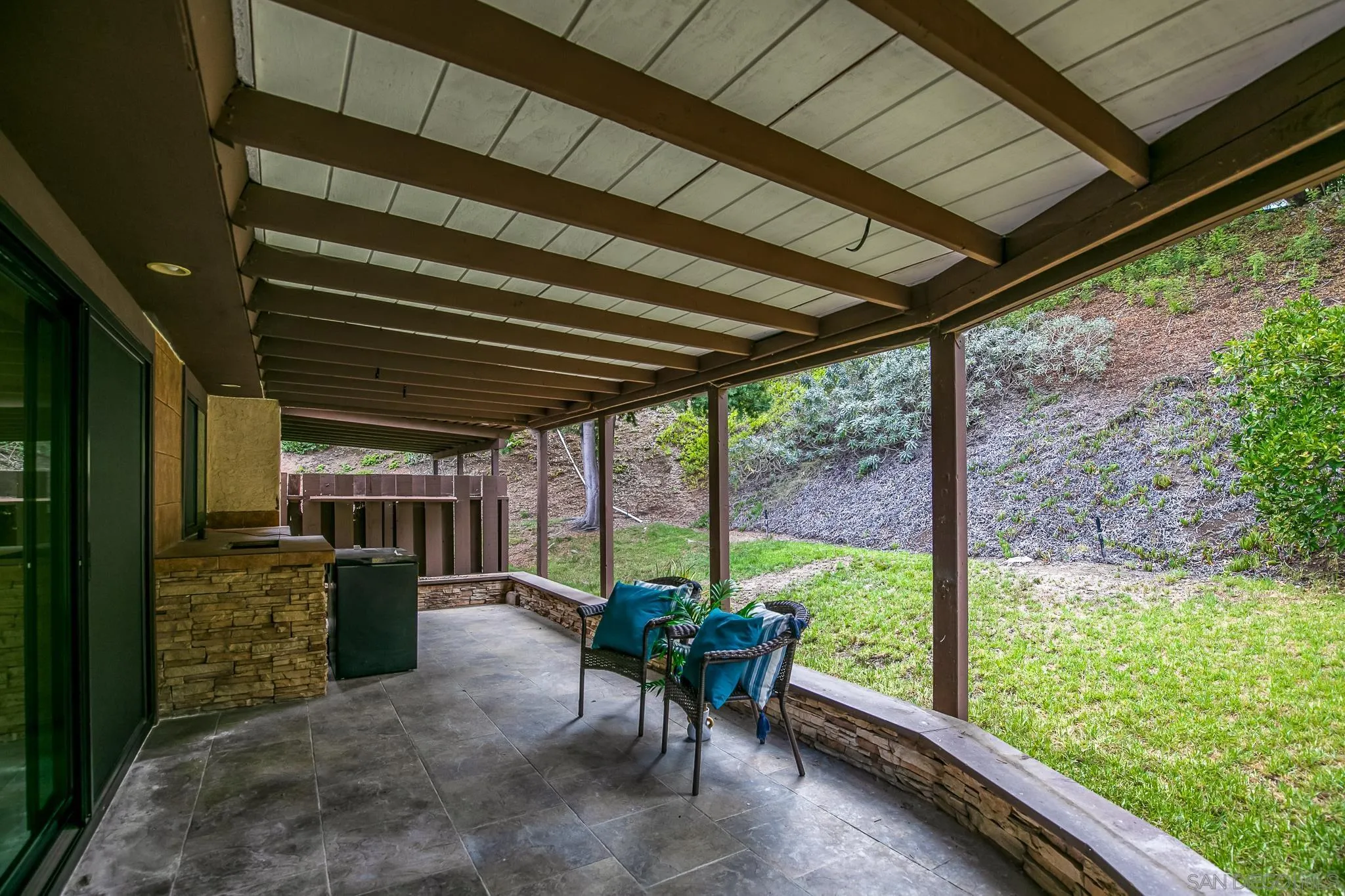 2051 Golden Circle Dr