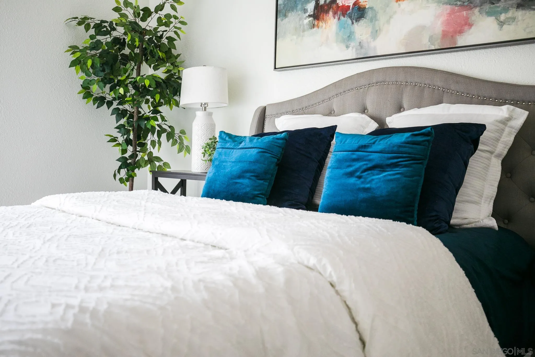 2051 Golden Circle Dr