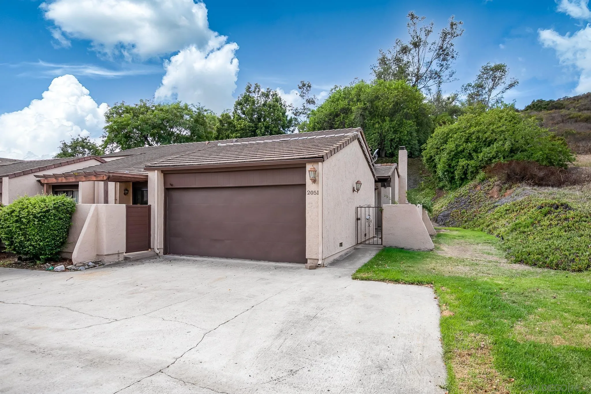 2051 Golden Circle Dr