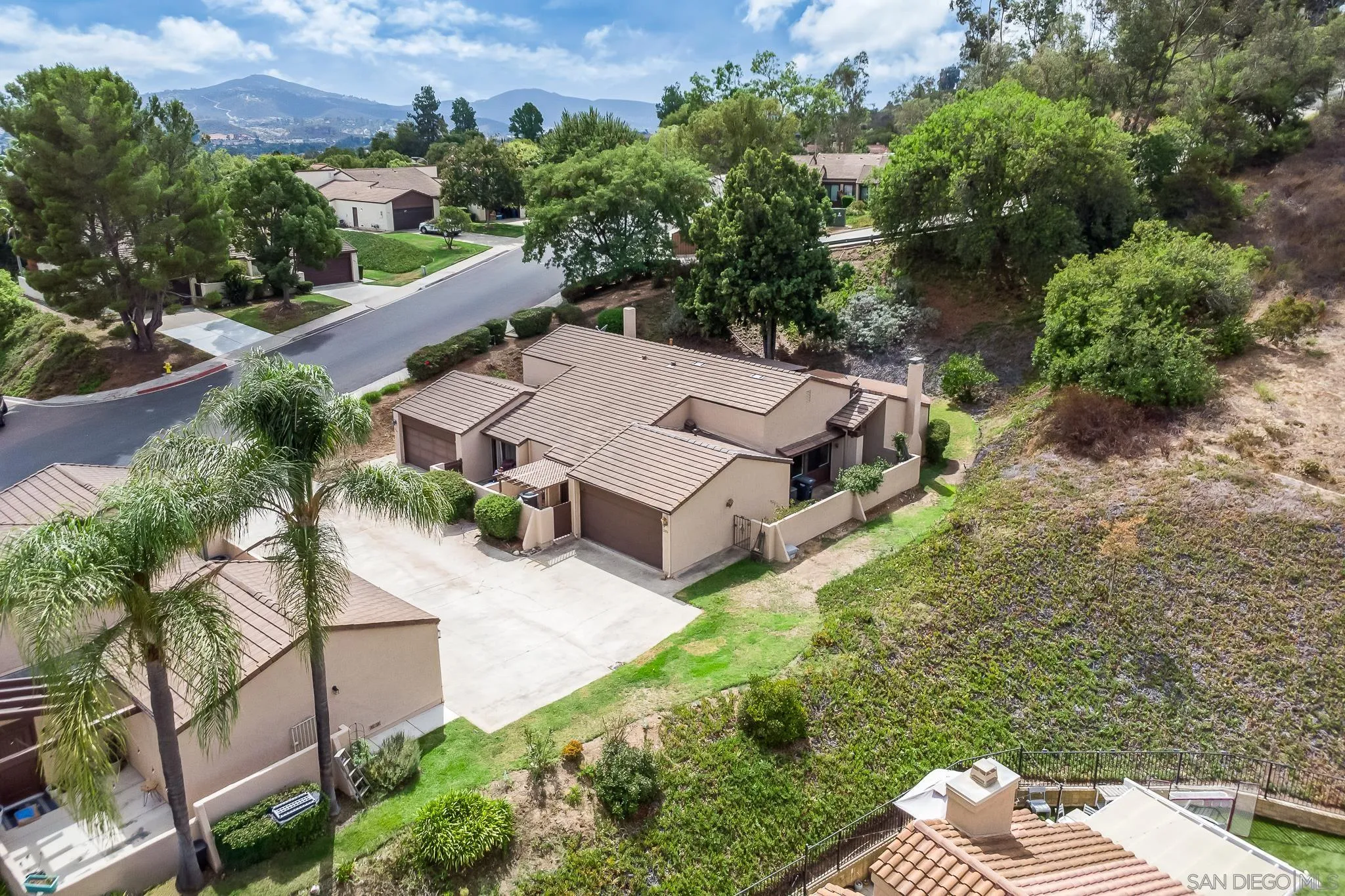 2051 Golden Circle Dr