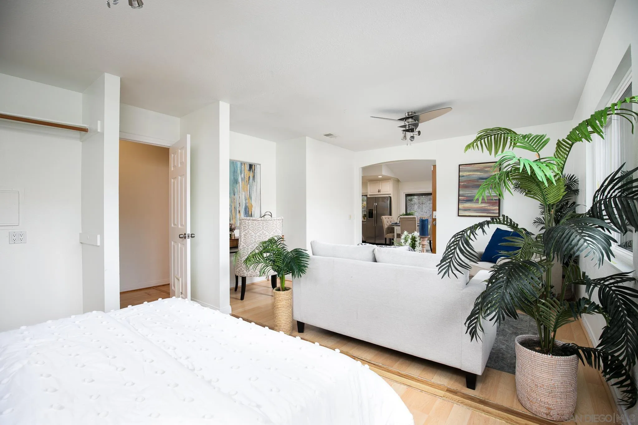 2051 Golden Circle Dr