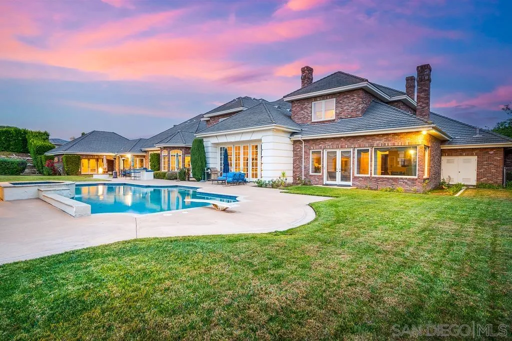 13752 Paseo Valle Alto