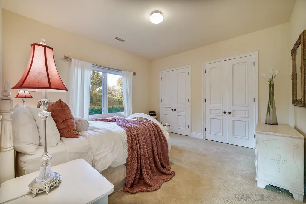 13752 Paseo Valle Alto