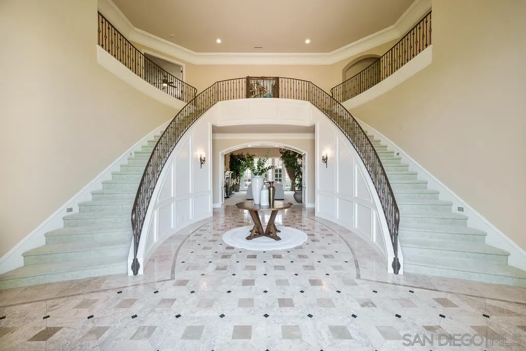 13752 Paseo Valle Alto
