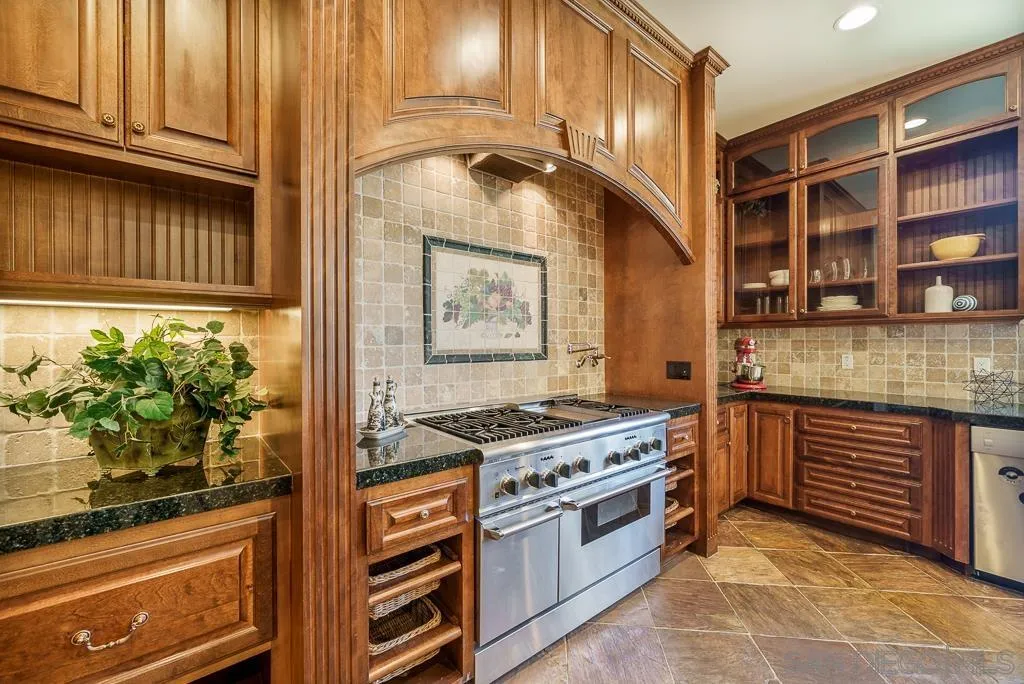 13752 Paseo Valle Alto