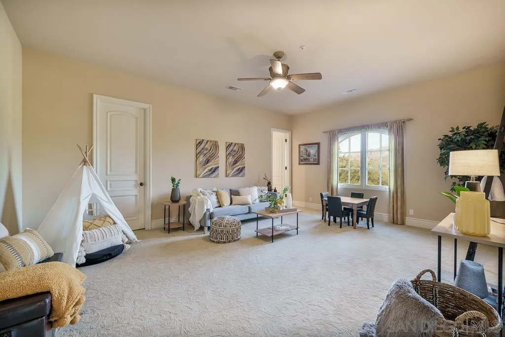 13752 Paseo Valle Alto