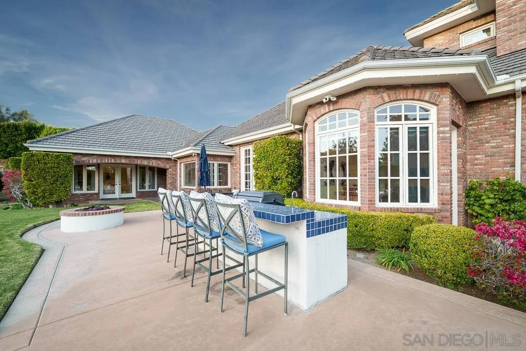13752 Paseo Valle Alto