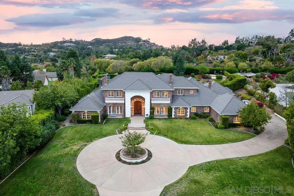 13752 Paseo Valle Alto