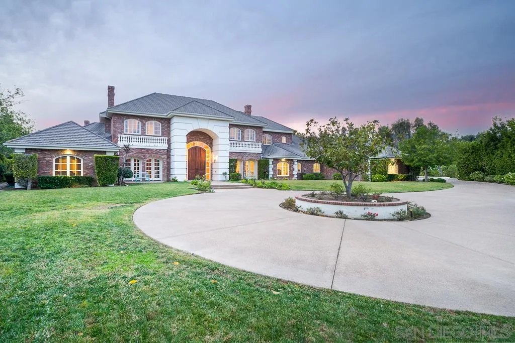 13752 Paseo Valle Alto