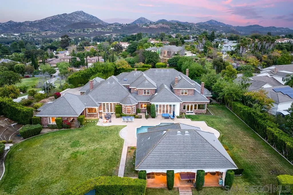 13752 Paseo Valle Alto