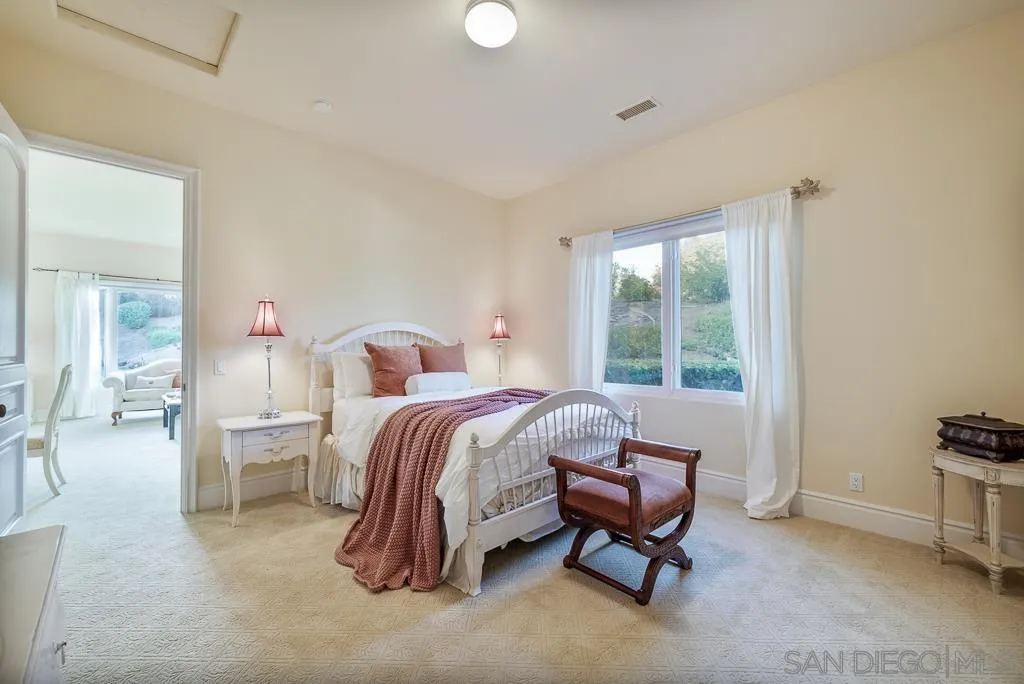 13752 Paseo Valle Alto