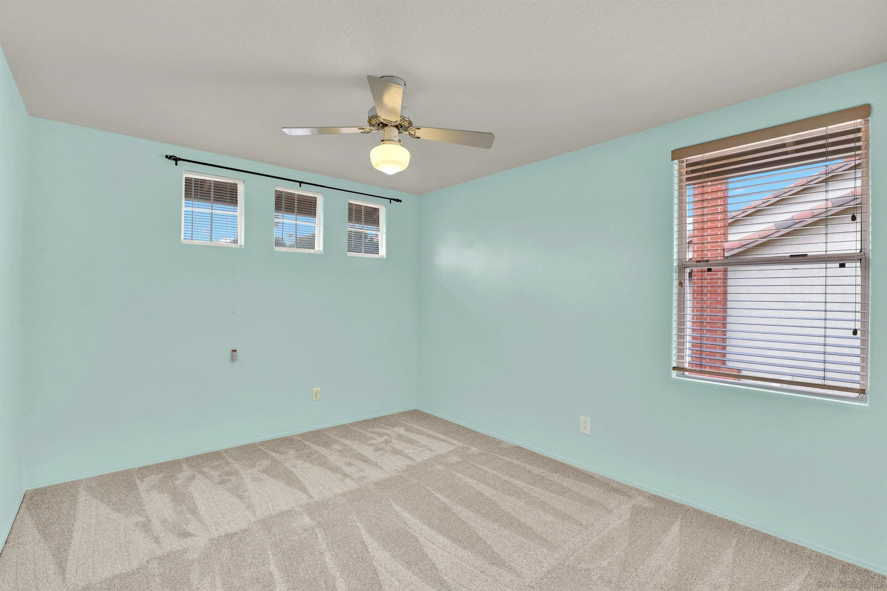 13901 Carriage Rd