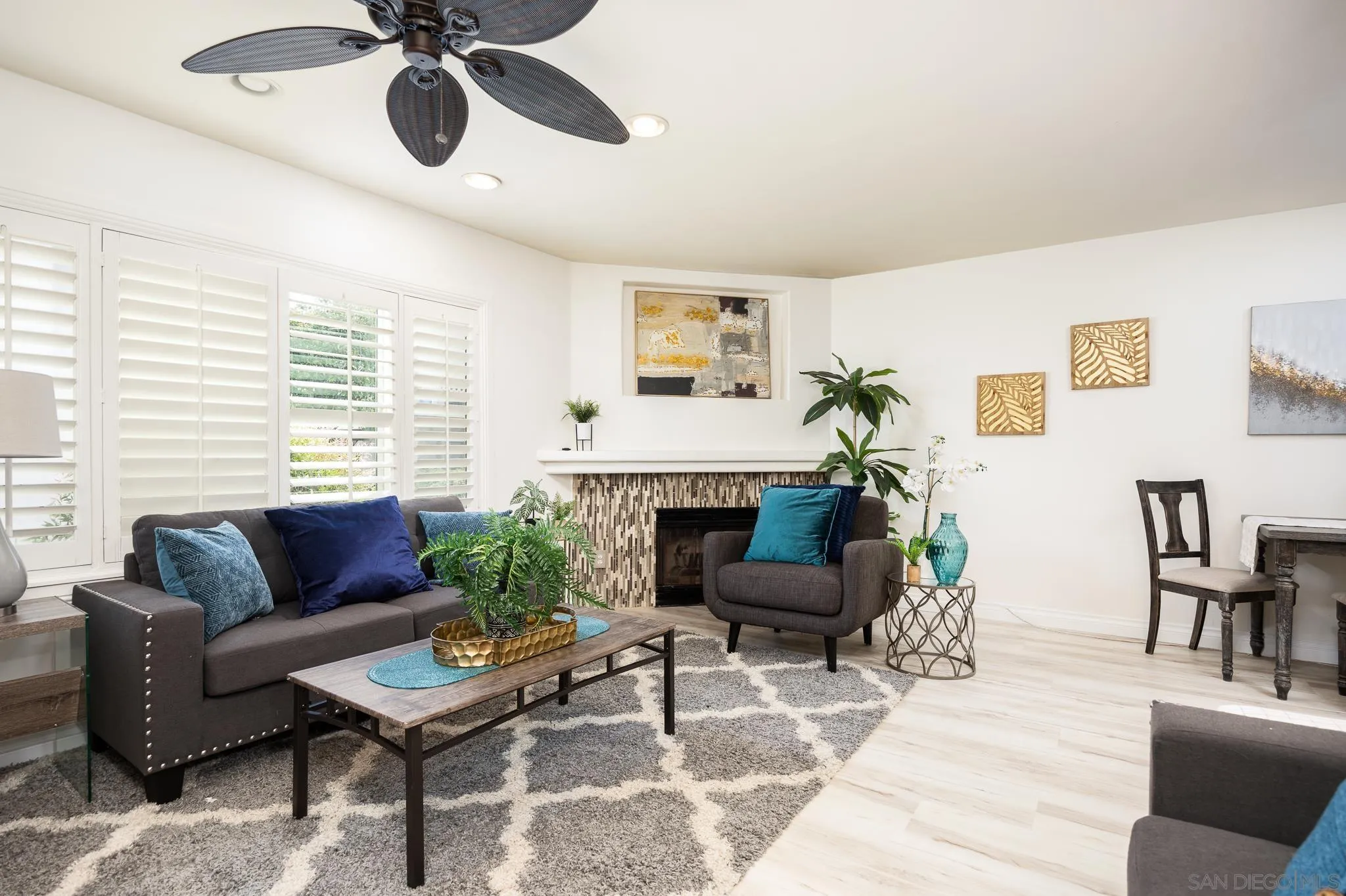 9829 Caspi Gardens Dr Unit 3