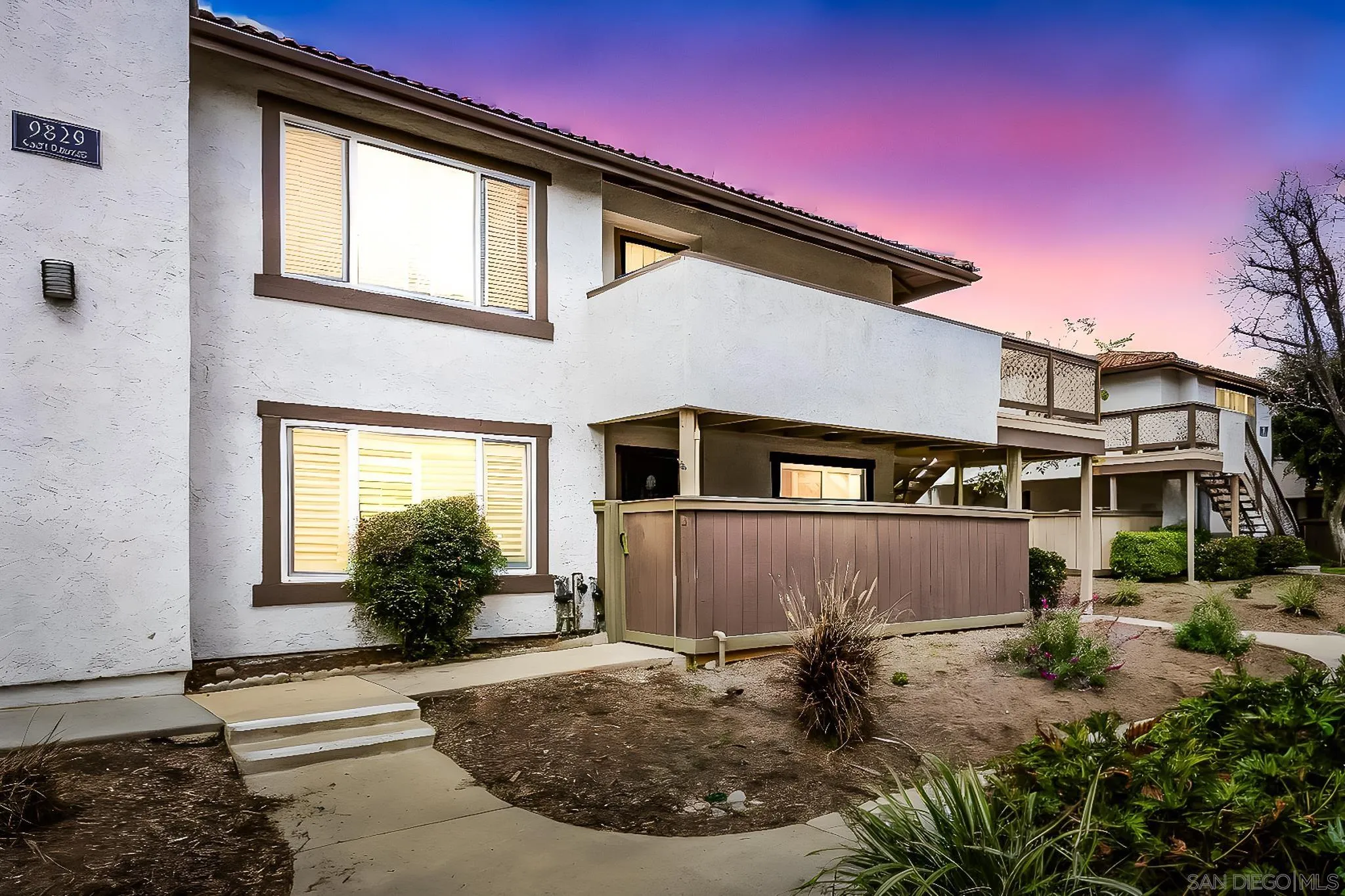 9829 Caspi Gardens Dr Unit 3