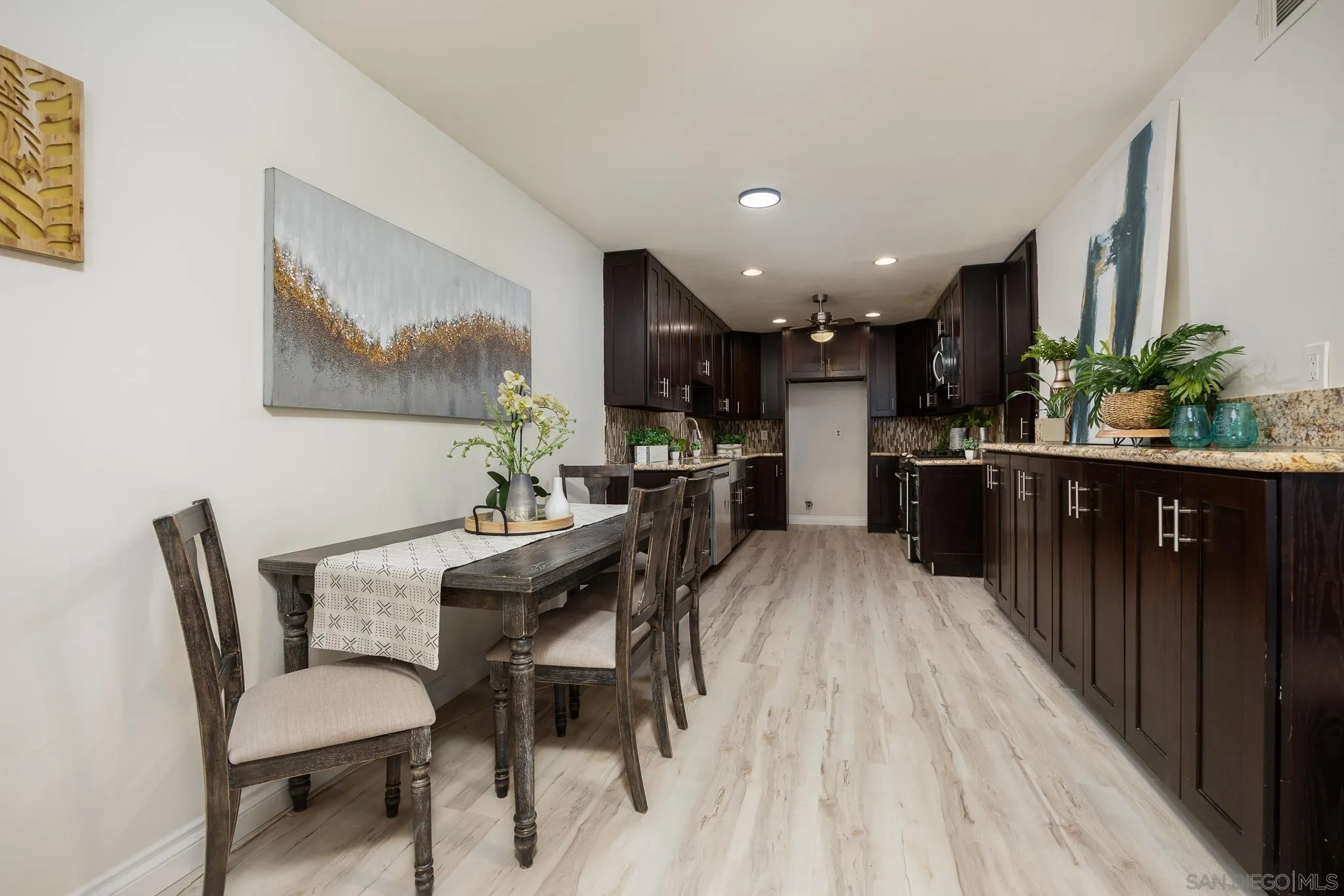 9829 Caspi Gardens Dr Unit 3