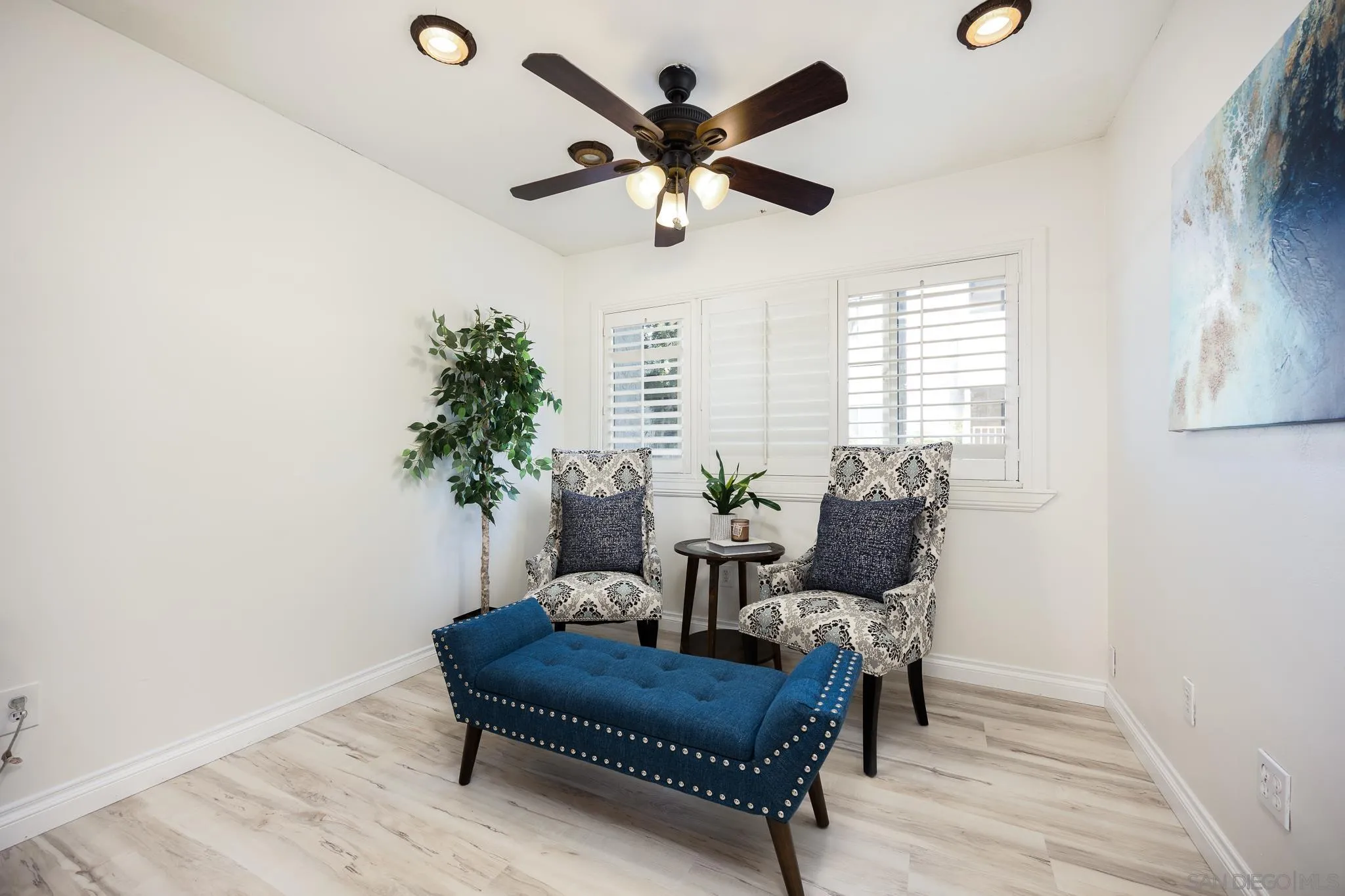 9829 Caspi Gardens Dr Unit 3