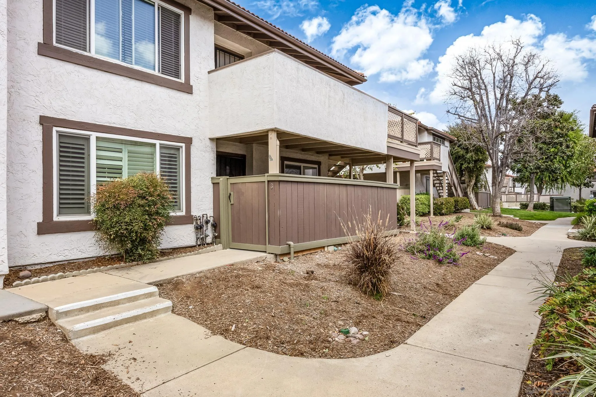 9829 Caspi Gardens Dr Unit 3