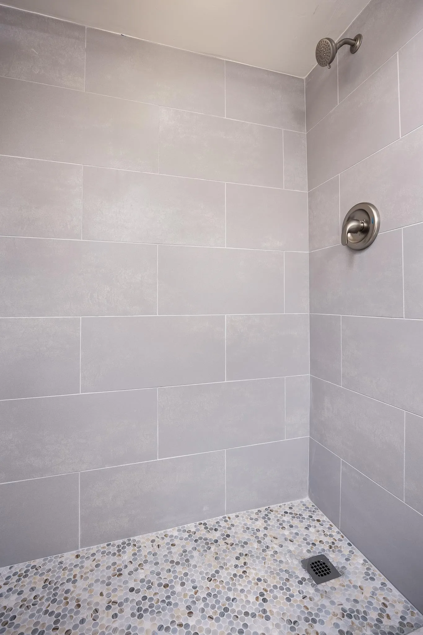 9829 Caspi Gardens Dr Unit 3