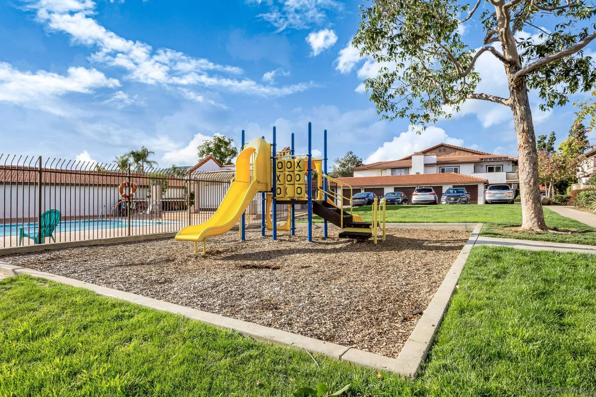 9829 Caspi Gardens Dr Unit 3