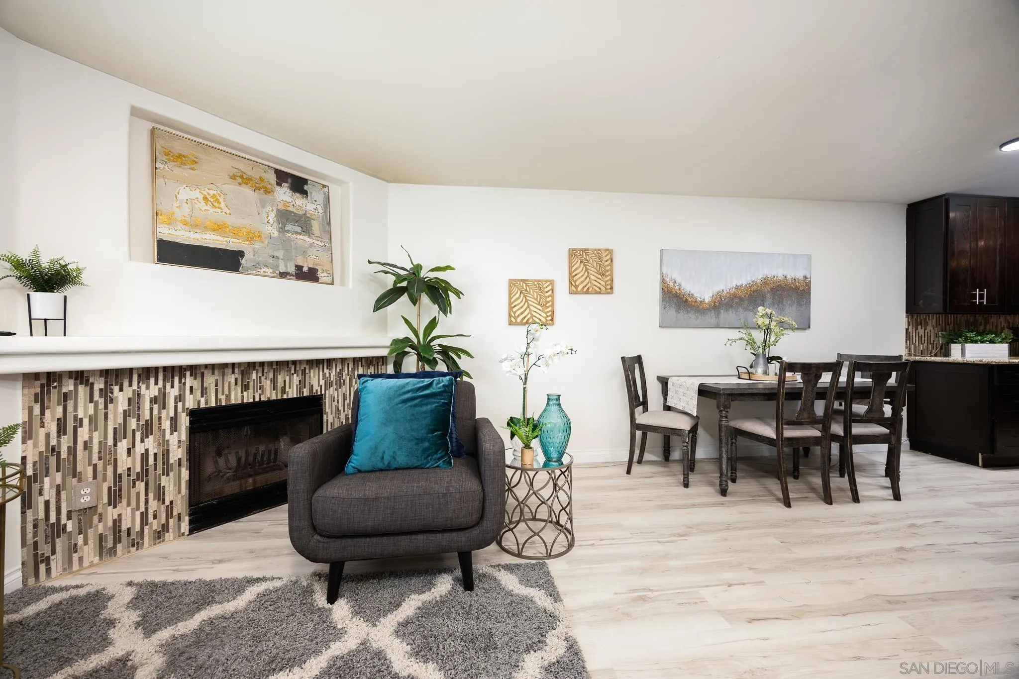 9829 Caspi Gardens Dr Unit 3