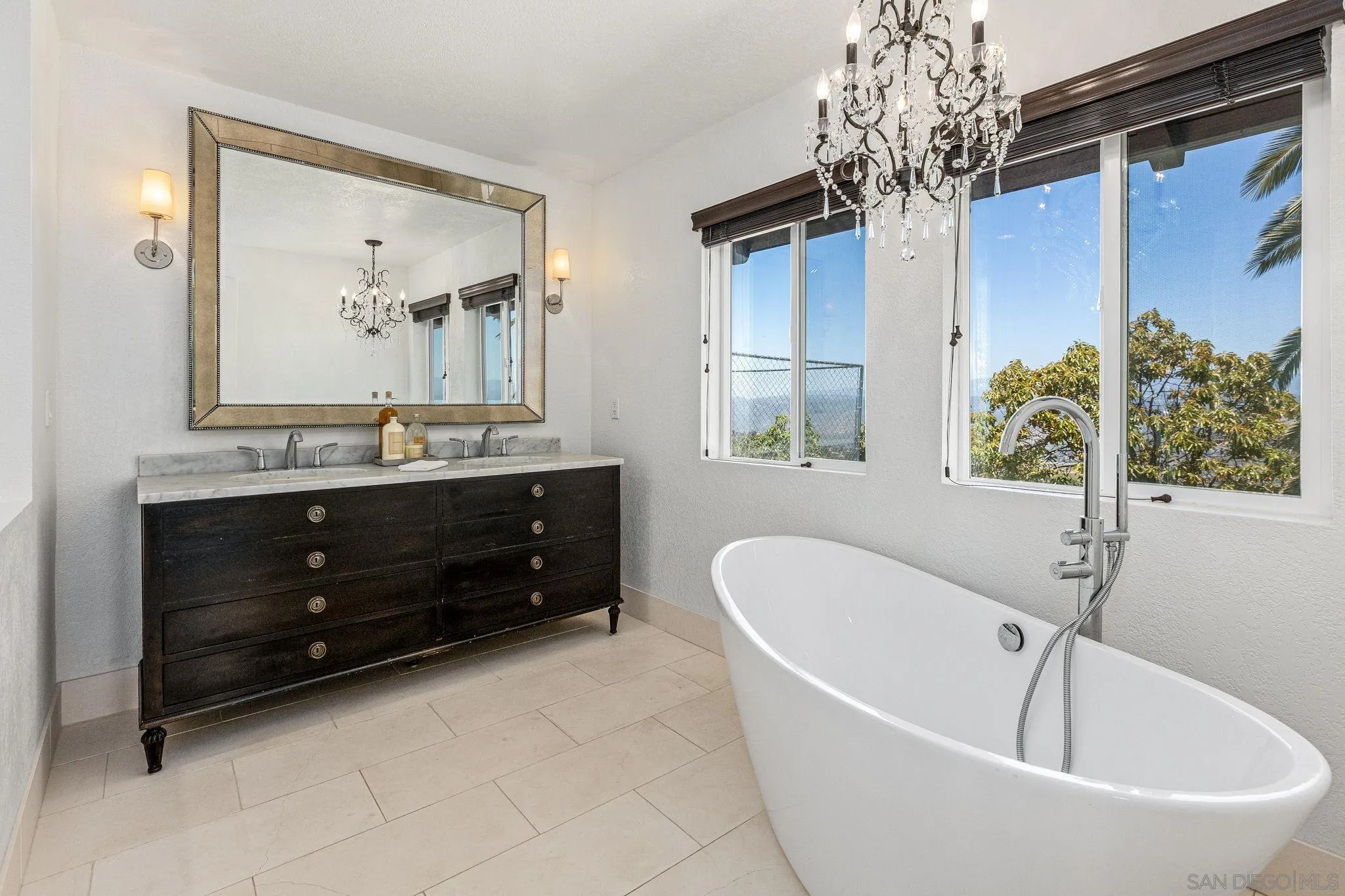 16641 Eagles Crest Rd