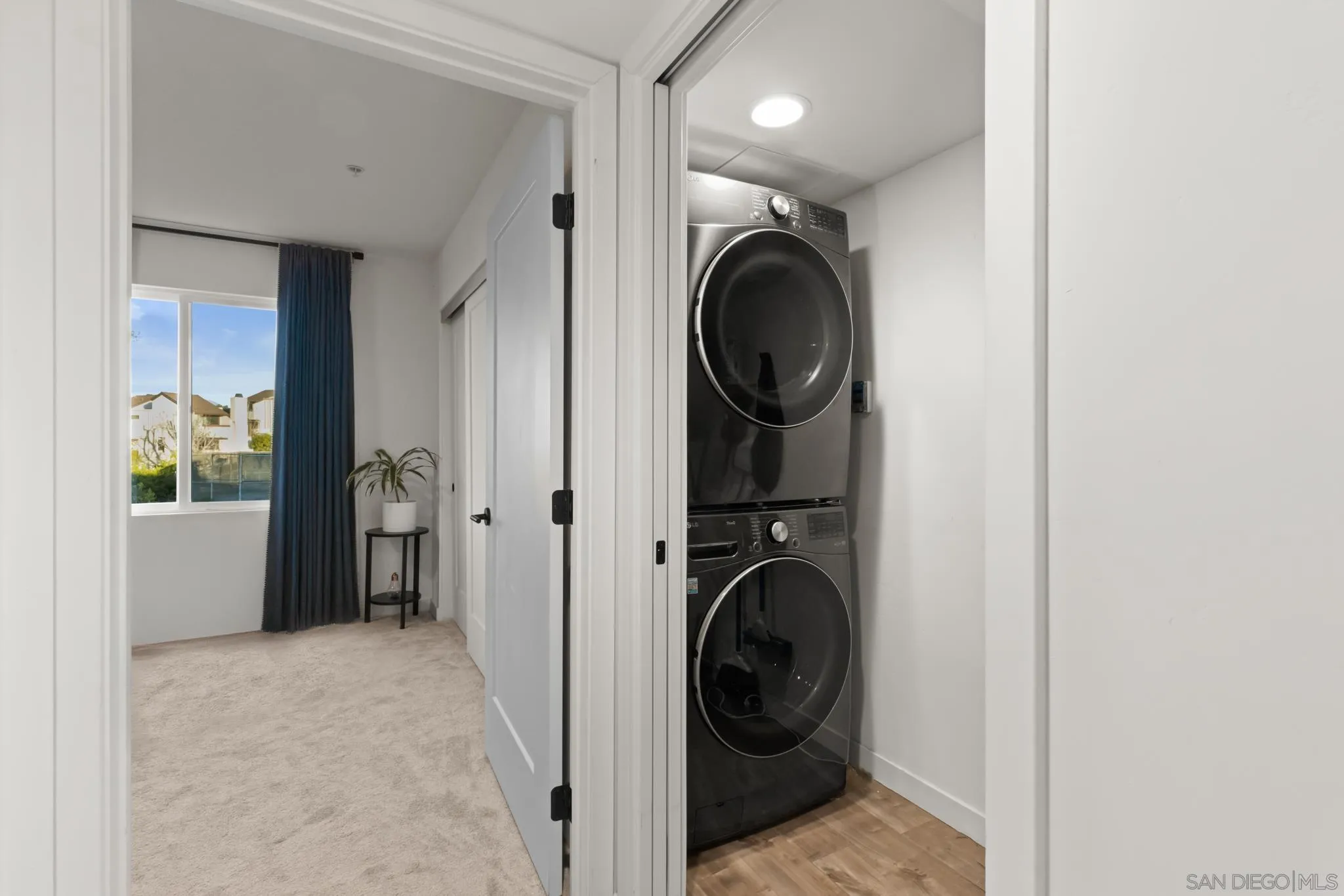 4100 Voltaire St Unit 102