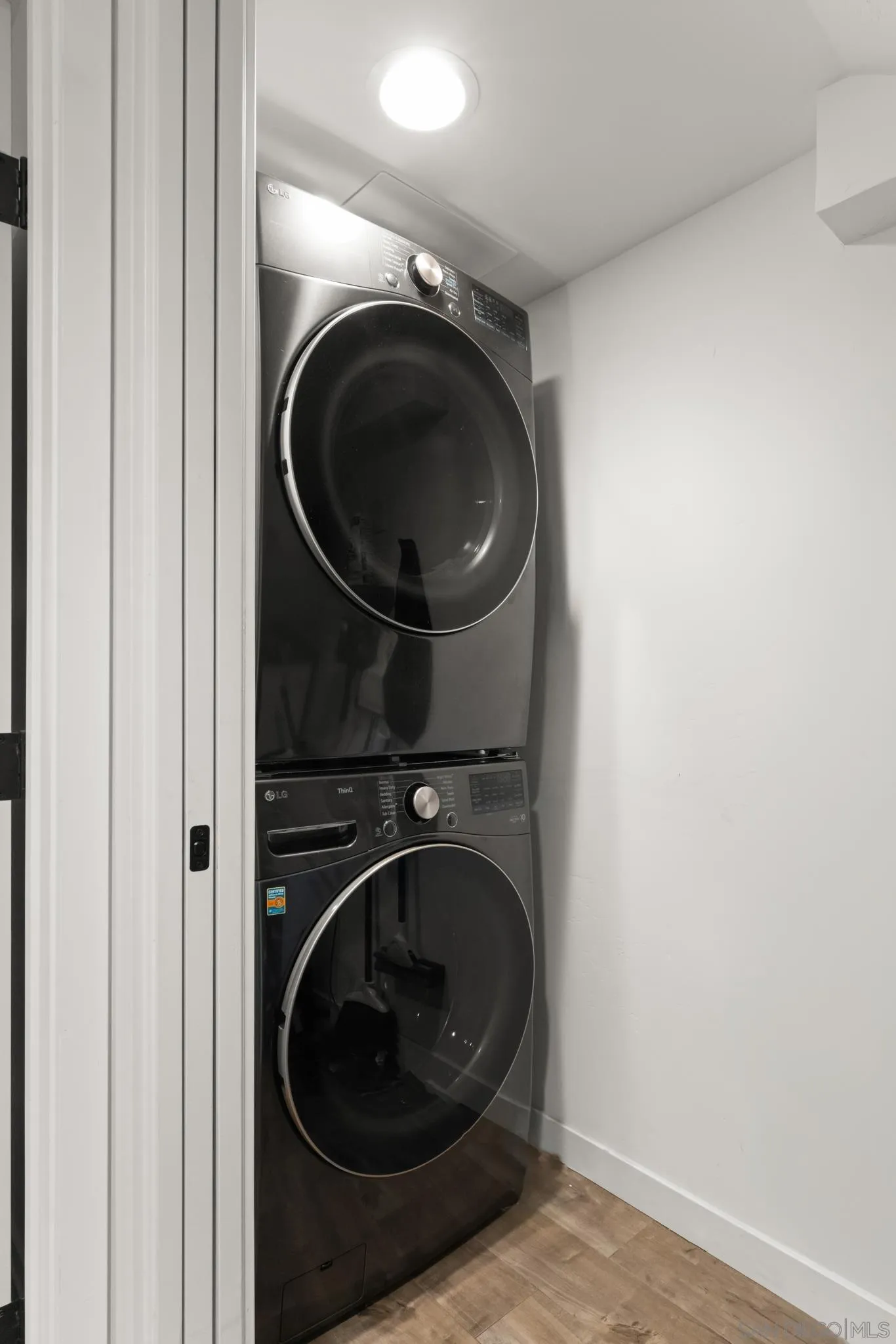 4100 Voltaire St Unit 102