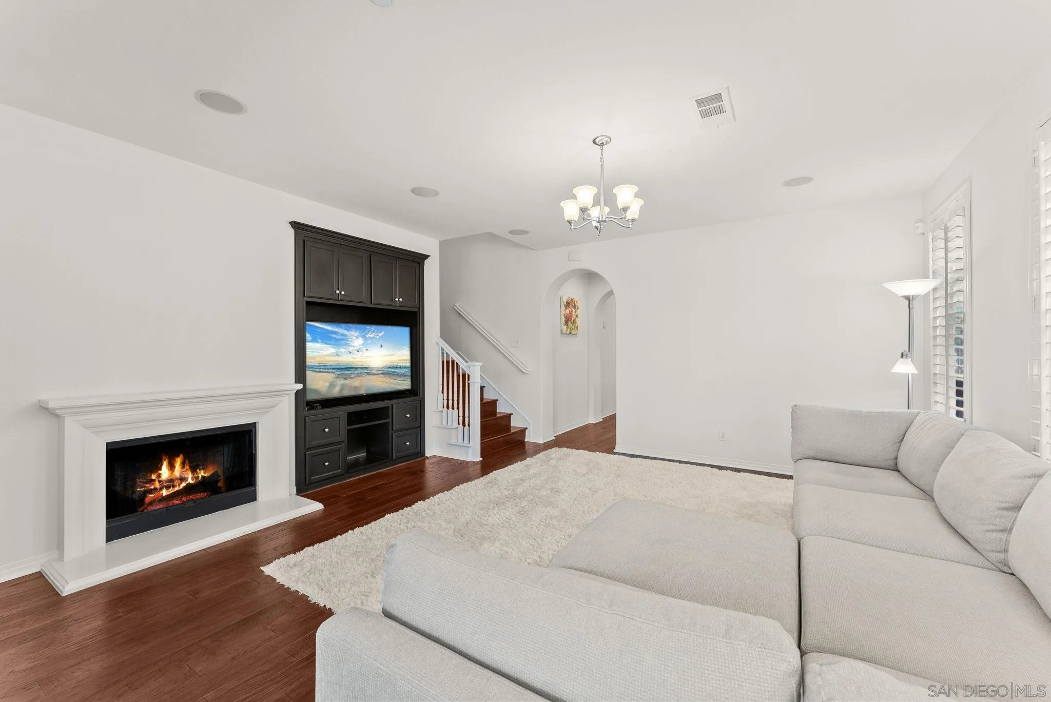 10449 Monterey Ridge Dr