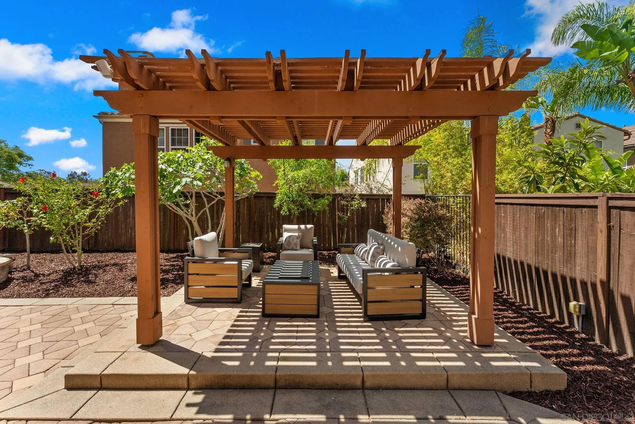 10449 Monterey Ridge Dr