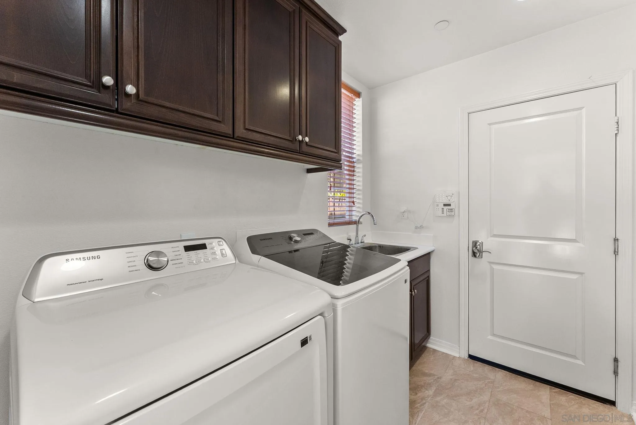 10449 Monterey Ridge Dr
