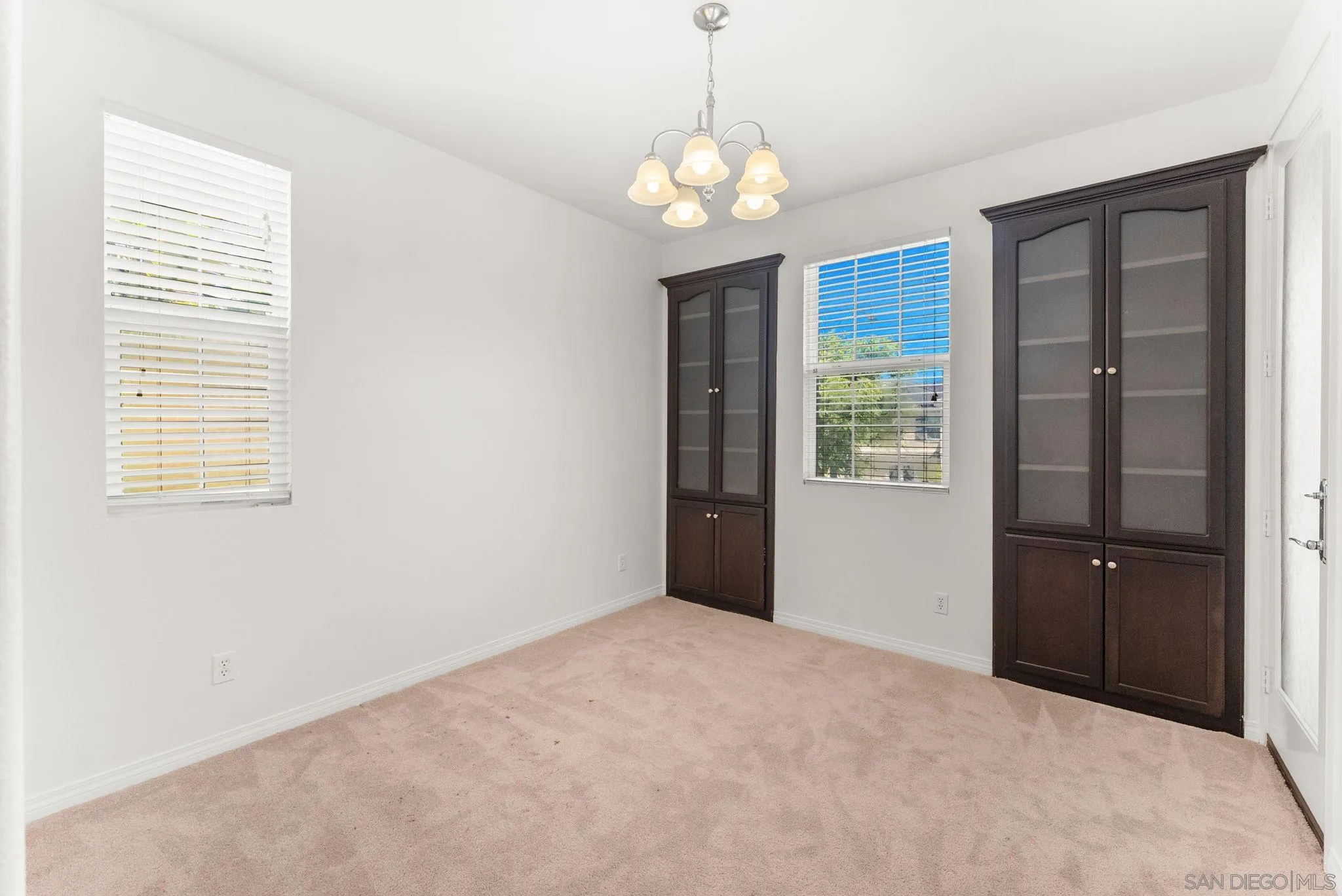 10449 Monterey Ridge Dr