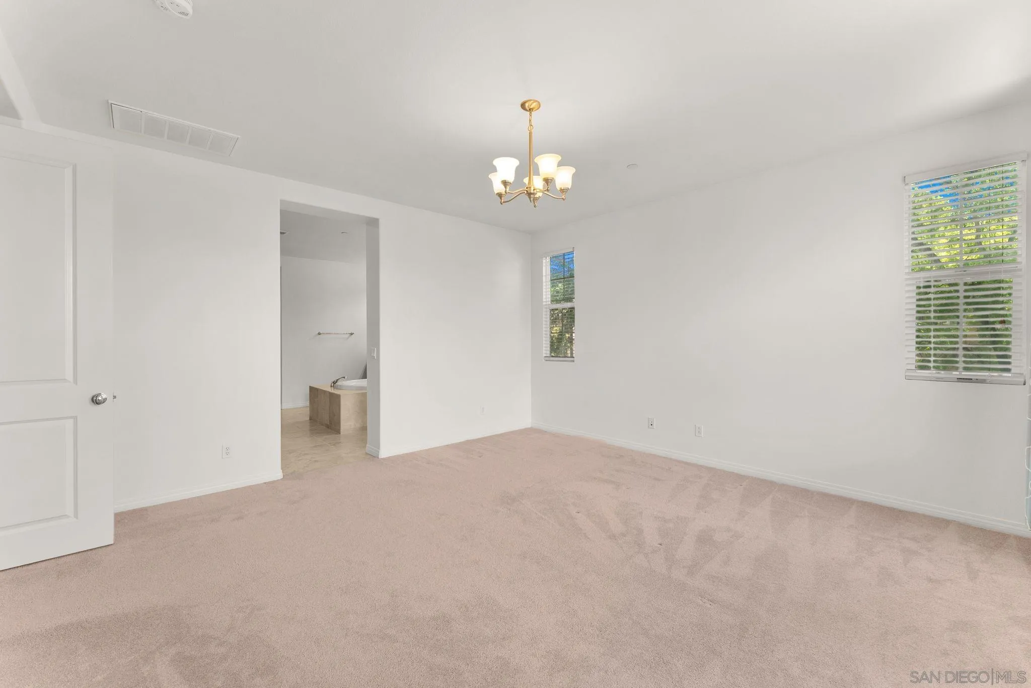 10449 Monterey Ridge Dr