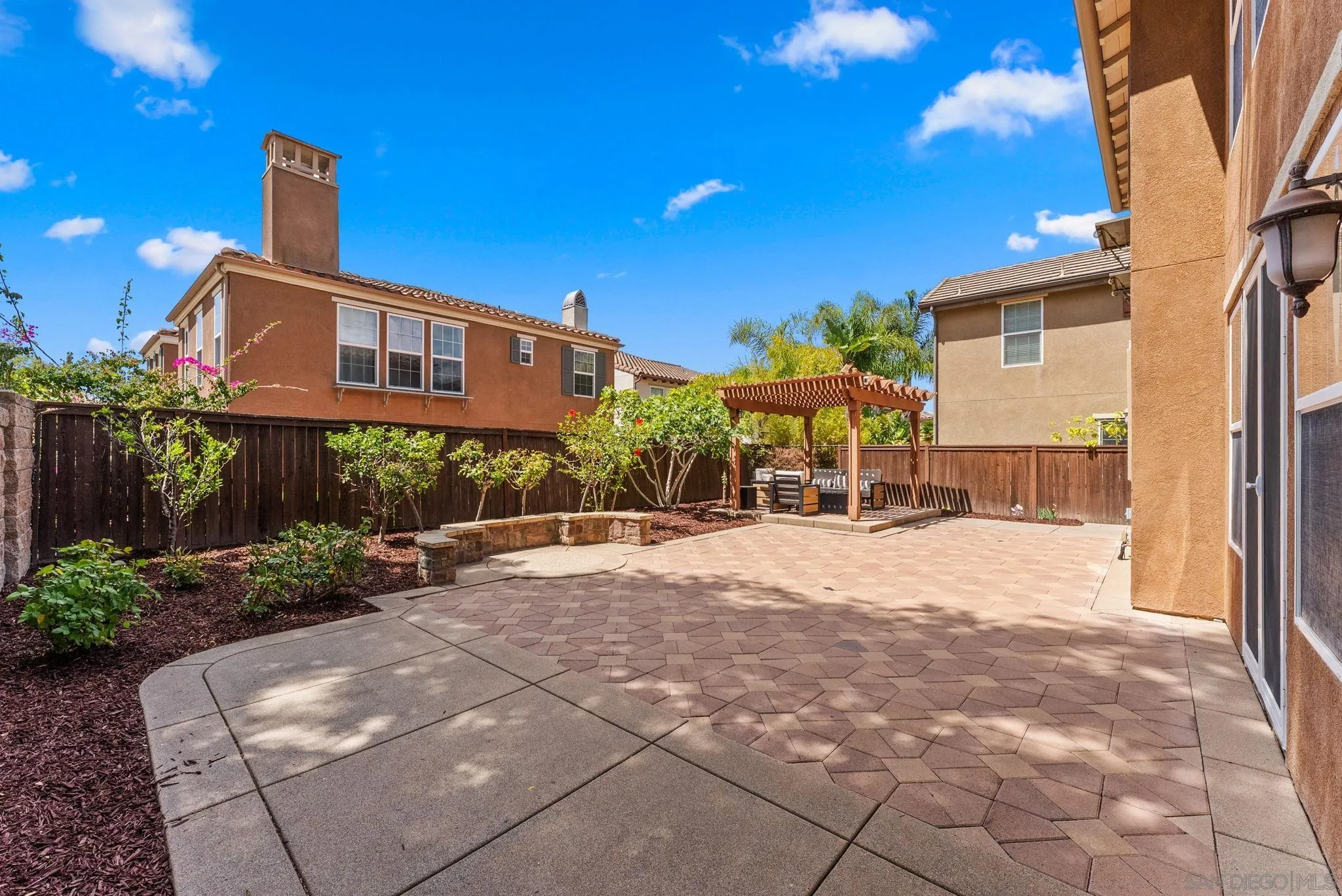 10449 Monterey Ridge Dr