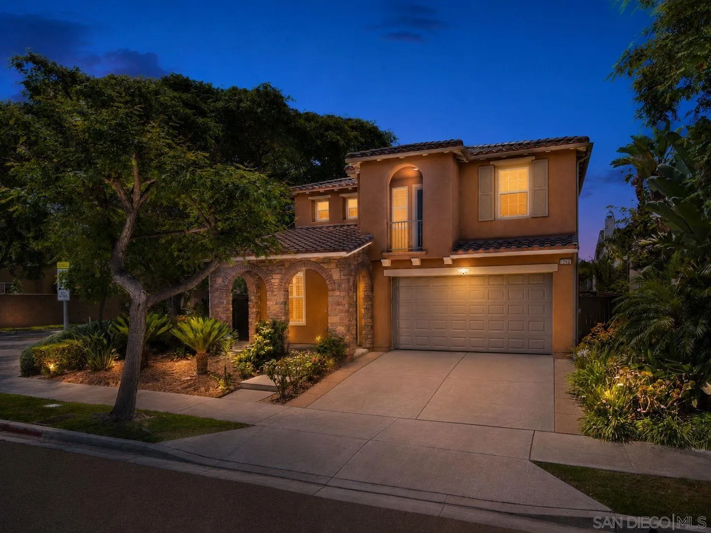 10449 Monterey Ridge Dr