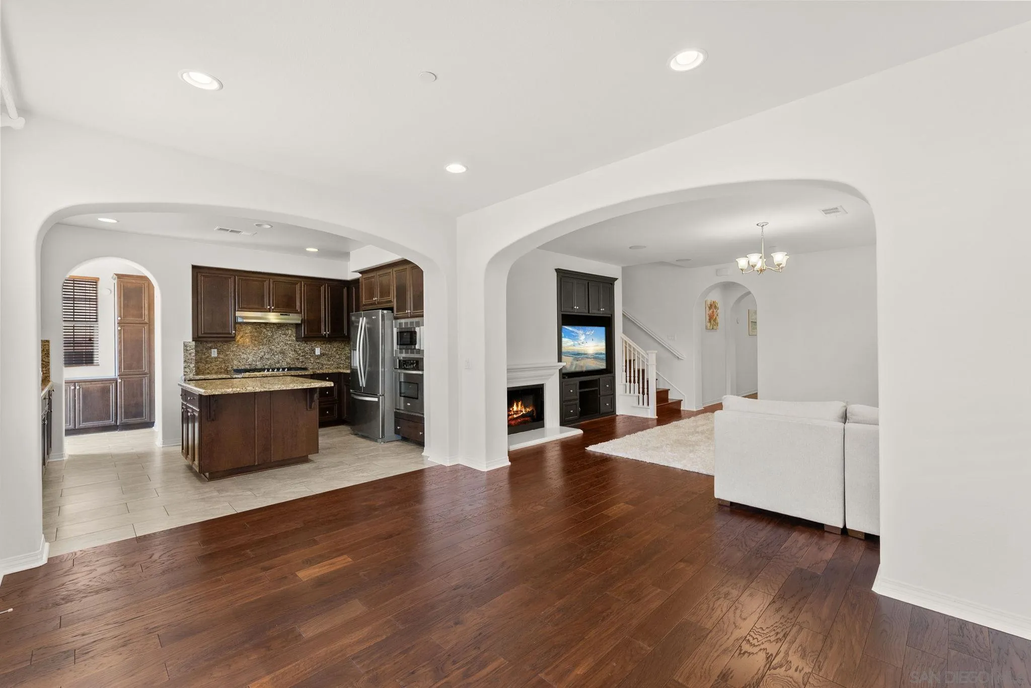 10449 Monterey Ridge Dr